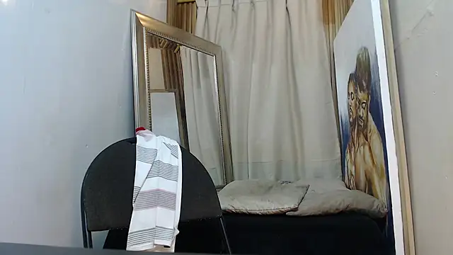 mr stiven  online show from October 14, 2025, 3:07 am