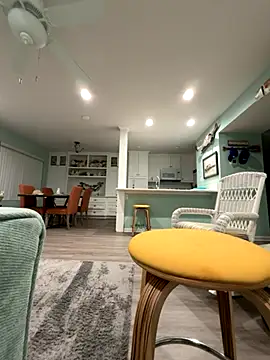 Texascoastedger online show from October 15, 2025, 8:55 am