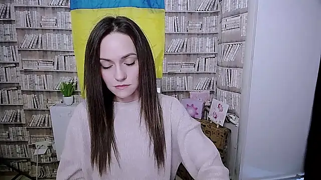 Lina Star S online show from September 28, 2025, 7:48 am