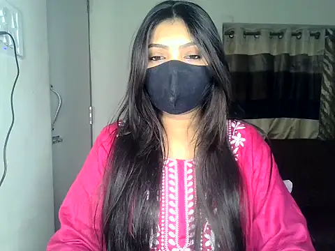 Snapshot of ishi_Beauty chatting on February 18, 2026, 6:00 am ishi Beauty online show from February 18, 2026, 6:00 am