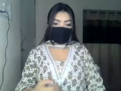 Snapshot of ishi_Beauty chatting on March 10, 2026, 4:38 am ishi Beauty online show from March 10, 2026, 4:38 am