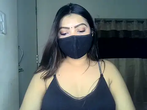 Snapshot of ishi_Beauty chatting on June 5, 2026, 5:23 am ishi Beauty online show from June 5, 2026, 5:23 am