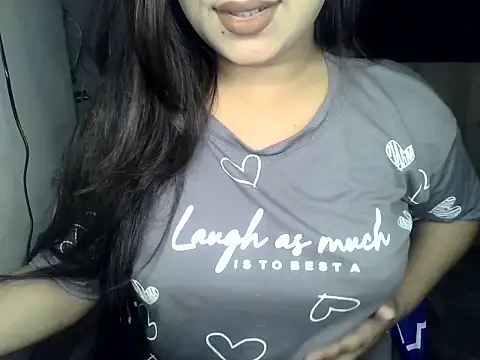 Snapshot of ishi_Beauty chatting on June 6, 2026, 6:18 am ishi Beauty online show from June 6, 2026, 6:18 am
