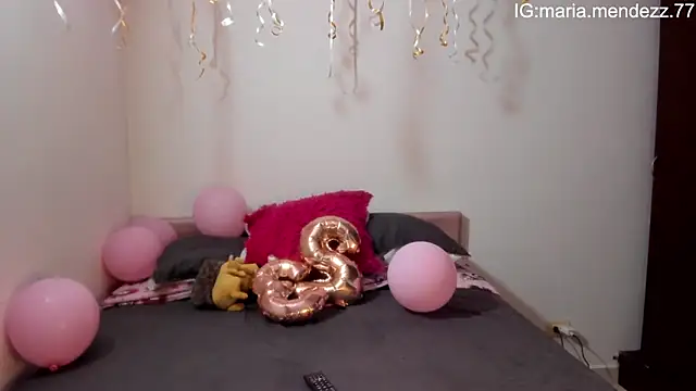 maria mendez  online show from October 3, 2025, 3:09 am