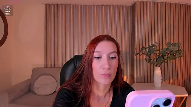 MiaFarrell  online show from June 8, 2026, 4:18 pm