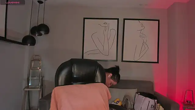 IsabelBornner online show from February 25, 2026, 6:30 pm