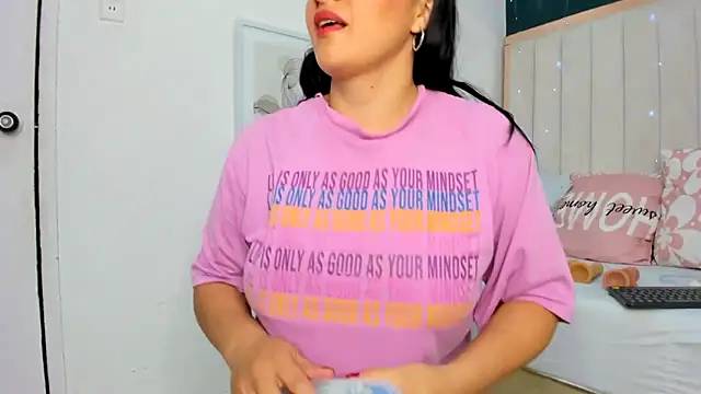 africa holmes online show from November 21, 2025, 2:10 am