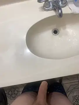 Snapshot of HoneyCoconuts chatting on December 13, 2024, 12:09 am HoneyCoconuts online show from December 13, 2024, 12:09 am