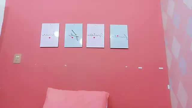 kinkyandsavage online show from November 10, 2025, 7:41 pm