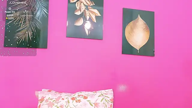 kinkyandsavage online show from September 12, 2025, 7:46 pm