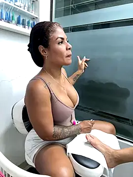 Naticol1 online show from November 26, 2025, 10:10 pm