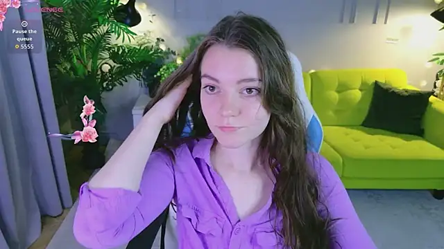Lana  Cute  online show from July 14, 2026, 2:34 pm