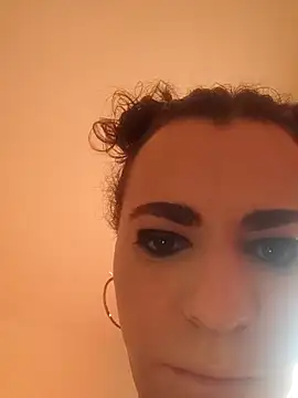 Snapshot of lunaxxxtreme chatting on December 1, 2025, 12:28 pm lunaxxxtreme online show from December 1, 2025, 12:28 pm