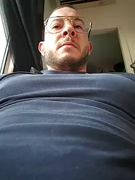 Snapshot of jourdinio13 chatting on December 27, 2024, 3:48 pm jourdinio13 online show from December 27, 2024, 3:48 pm