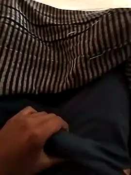 Snapshot of mith087 chatting on December 25, 2024, 6:31 am mith087 online show from December 25, 2024, 6:31 am