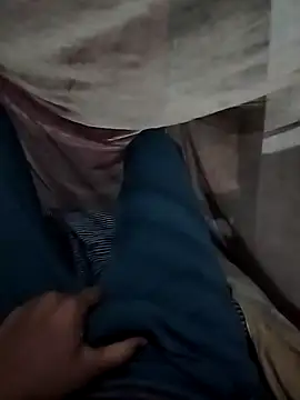 Snapshot of mith087 chatting on December 28, 2024, 5:57 pm mith087 online show from December 28, 2024, 5:57 pm