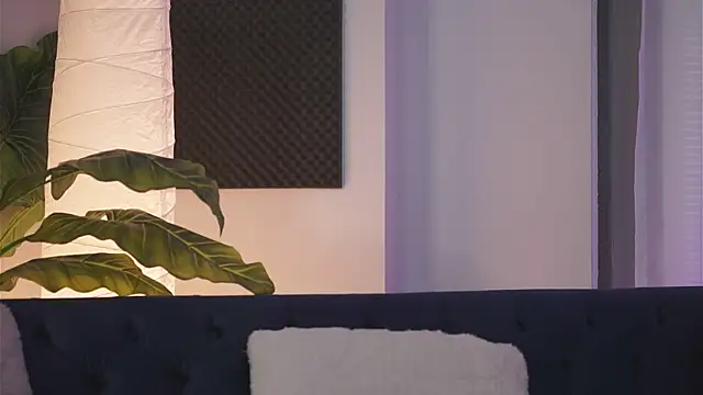 Jenna Day online show from October 2, 2025, 9:12 am