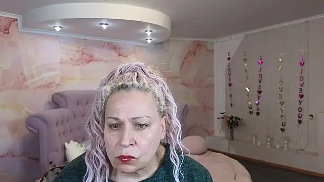 Penelope Pinky online show from October 2, 2025, 11:57 am