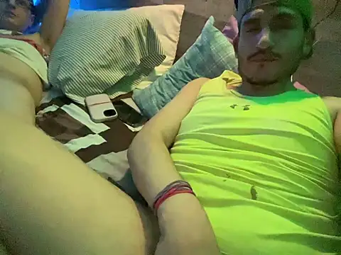 papittochulito online show from February 15, 2025, 1:05 pm