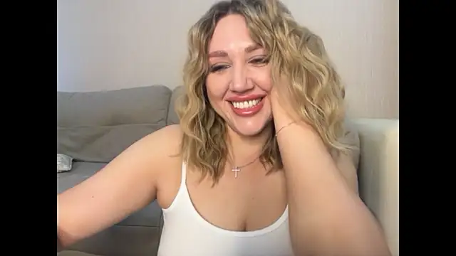 VickyLove047 online show from July 4, 2026, 6:31 am