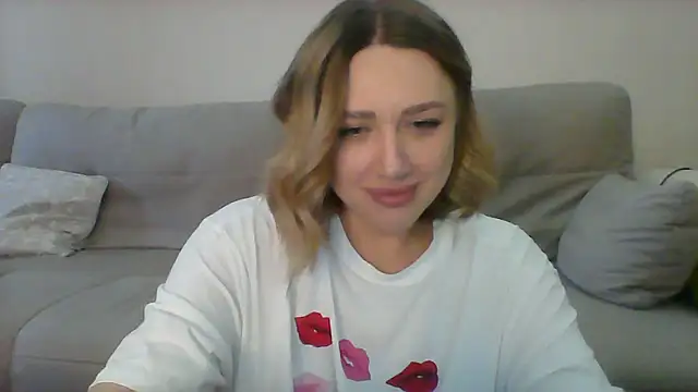 VickyLove047 online show from March 19, 2025, 6:14 am