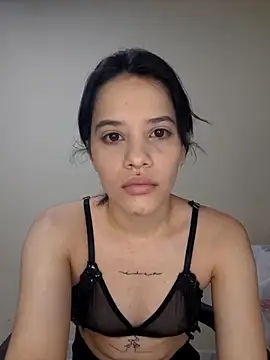 franchezkavegaaa online show from September 29, 2025, 1:17 pm