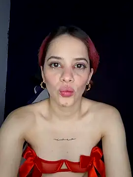 franchezkavegaaa online show from March 10, 2025, 2:37 pm