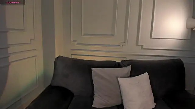 FernandaX1 online show from October 30, 2025, 10:46 am