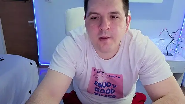 Snapshot of JasonJacks chatting on June 5, 2026, 6:07 am JasonJacks online show from June 5, 2026, 6:07 am