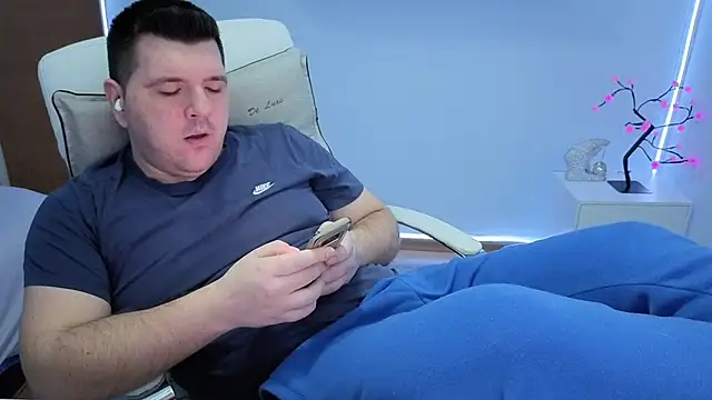 JasonJacks online show from November 28, 2025, 4:12 am