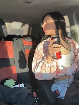 JulliaVegas online show from March 22, 2025, 1:54 am