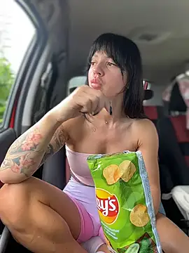 JulliaVegas online show from July 30, 2026, 2:21 am