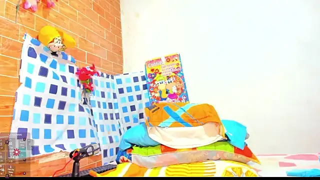 yonsol abril online show from September 26, 2025, 5:53 pm