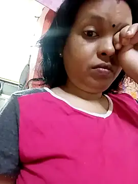 sunita-doll online show from November 28, 2025, 3:01 pm