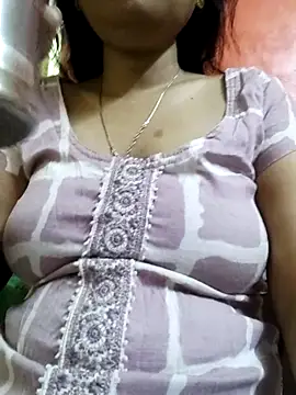 sunita-doll online show from March 9, 2025, 1:37 pm