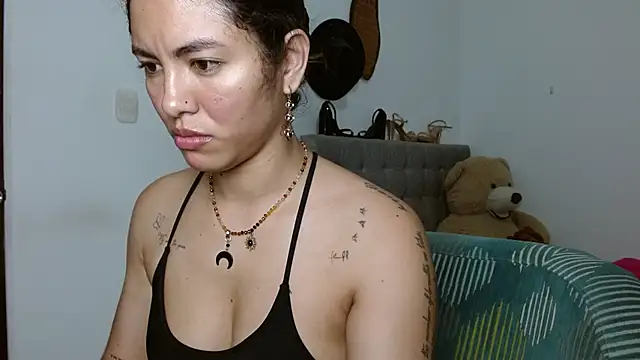 Snapshot of Sexy_Lia_ chatting on June 19, 2026, 4:40 am Sexy Lia online show from June 19, 2026, 4:40 am