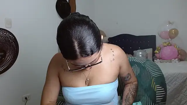 Sexy Lia  online show from February 9, 2026, 1:47 am