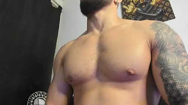 vincent carusso94 online show from July 24, 2026, 1:34 am
