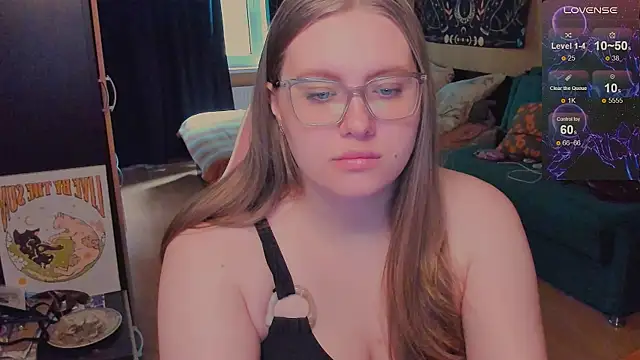 Alice Dreamgirl  online show from July 23, 2026, 9:17 am