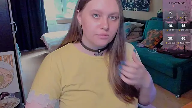 Alice Dreamgirl  online show from August 1, 2026, 10:13 am