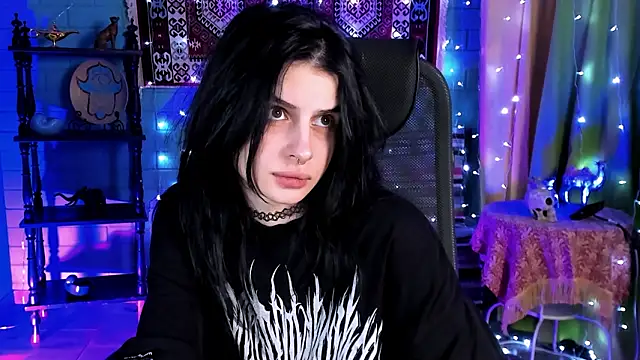 JadeCastle  online show from February 10, 2026, 4:28 pm