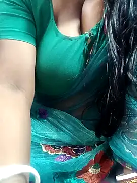 Hot-Manshi2 online show from March 4, 2026, 7:32 pm