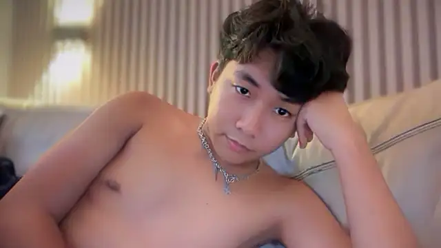 Snapshot of dangerzone0122 chatting on January 17, 2026, 5:16 pm dangerzone0122 online show from January 17, 2026, 5:16 pm