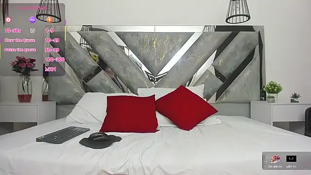 hotmature1 online show from September 11, 2025, 10:37 am