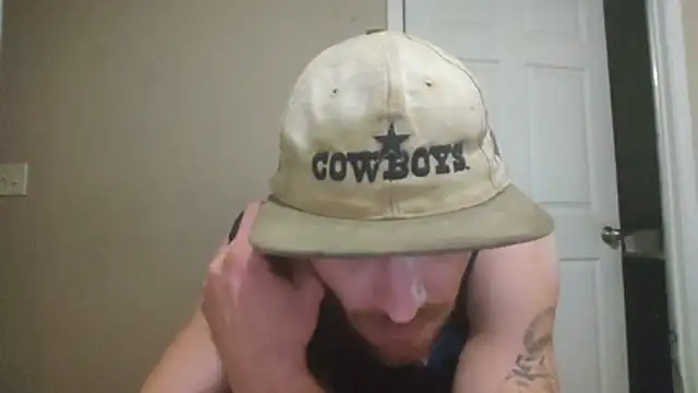 Huntzg23 online show from July 3, 2026, 5:03 am