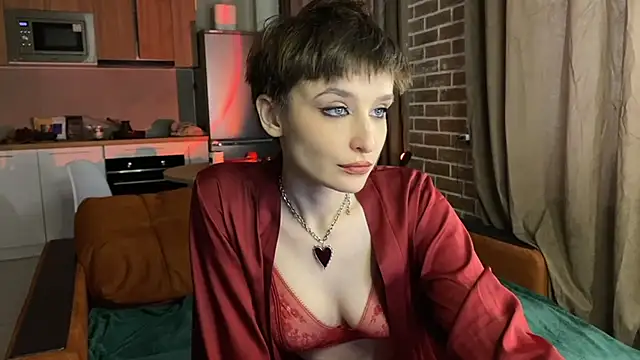 Cristmass princess online show from February 14, 2025, 9:24 am