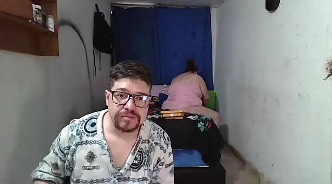 pecadodulce123 online show from March 14, 2025, 7:44 pm