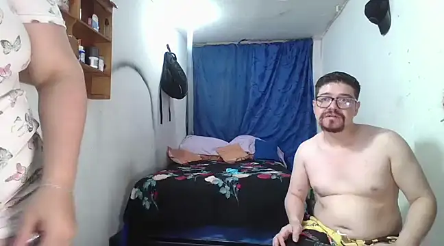 pecadodulce123 online show from March 17, 2025, 2:19 am