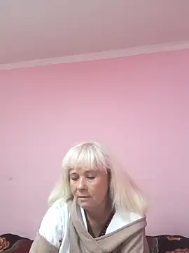 sakura blonde online show from September 25, 2025, 6:47 pm