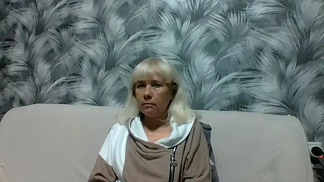 sakura blonde online show from September 30, 2025, 5:35 am